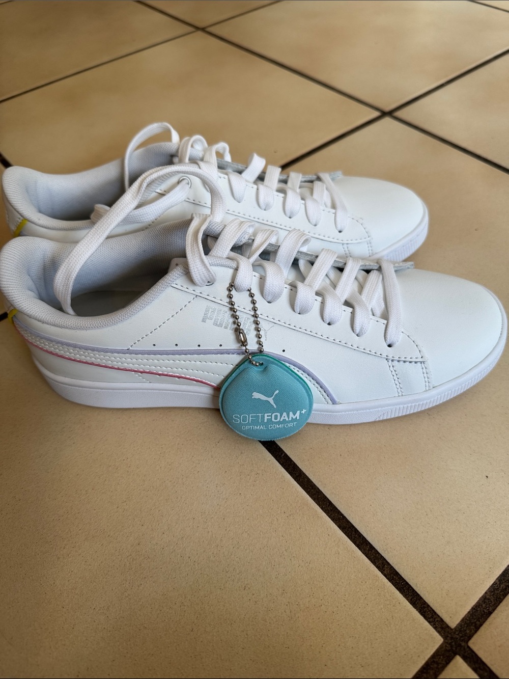 Puma Women's Vikky V2 Sneakers